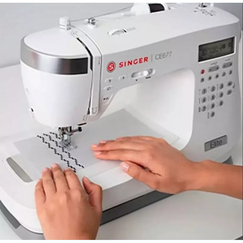 Ραπτομηχανή SINGER CE677