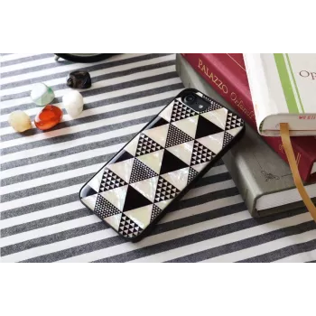 Θήκη προστασίας iKins για Apple iPhone 8/7 — μοτίβο πυραμίδων, μαύρο