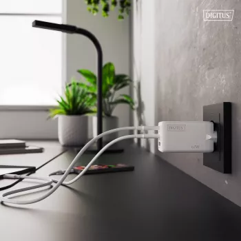 Φορτιστής τοίχου DIGITUS DA-10303 67W GaN, 2× USB-C + 1× USB-A, 100–240V, λευκό