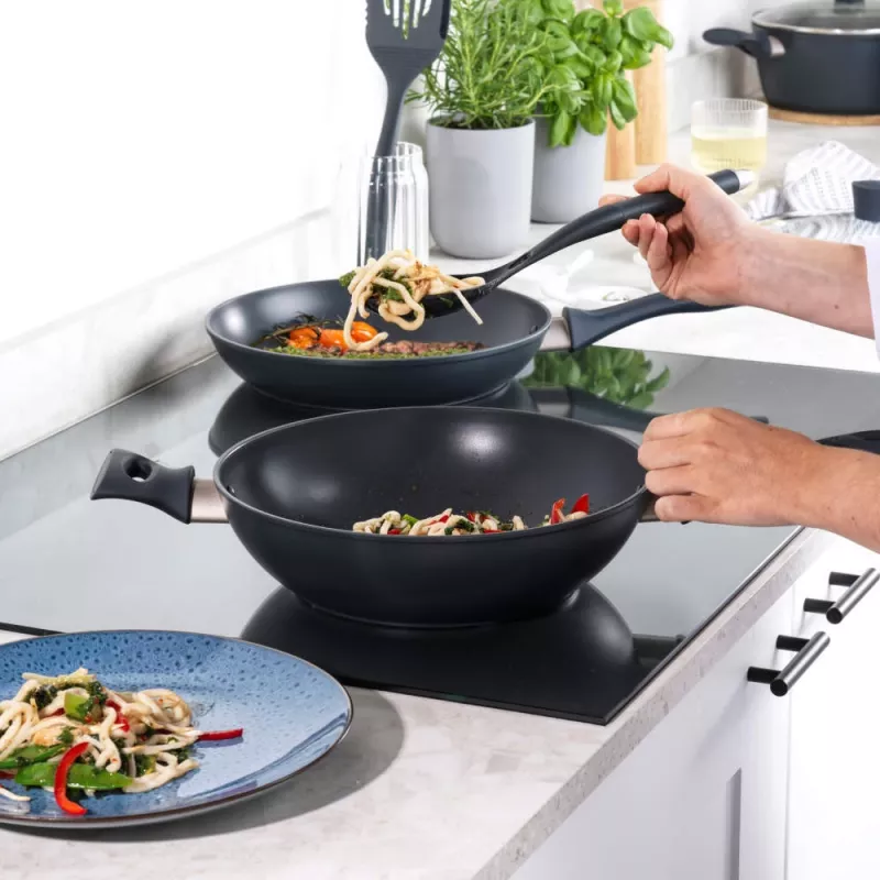 Wok Salter BW12267EU7 28 cm αντικολλητικό, κατάλληλο για επαγωγή