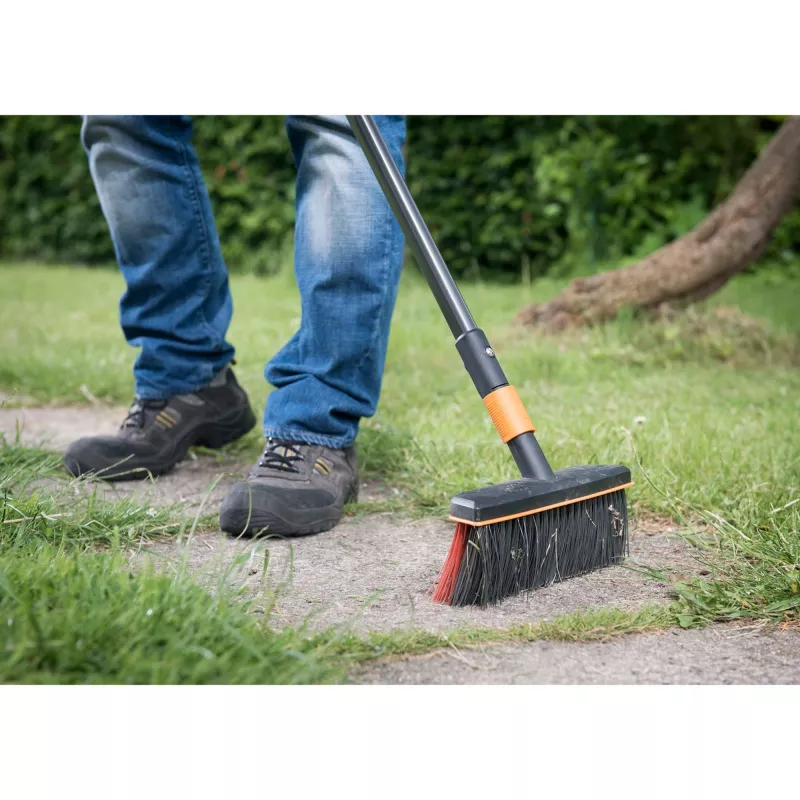 Σκούπα Fiskars 1001417 Μαύρο Πορτοκαλί