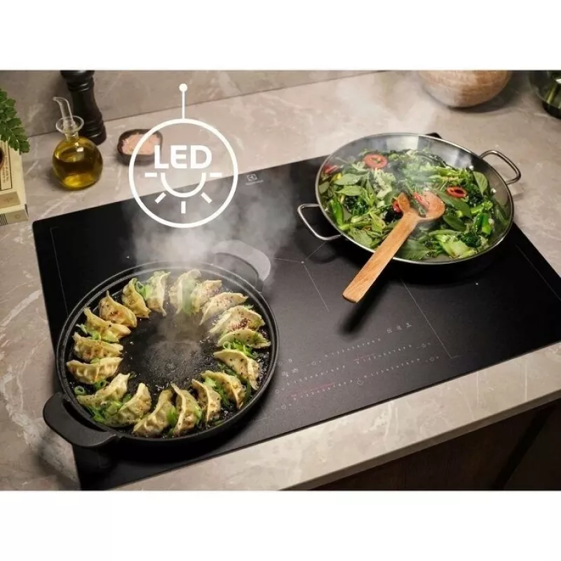Electrolux CFG526R Μαύρο 450 m³/h