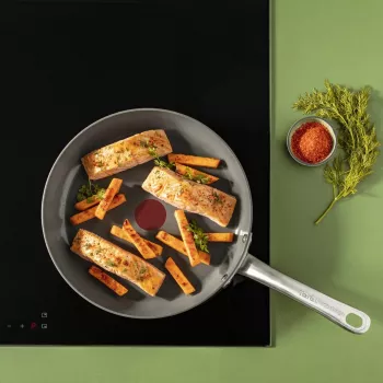 Τηγάνι Tefal Renewal C4260443 24 cm — αλουμίνιο, κεραμική αντικολλητική επένδυση, κατάλληλο για επαγωγή, Thermo-Spot