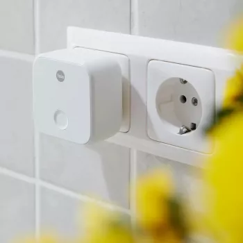Yale ConnectX 05/402100/WH γέφυρα Wi-Fi για την έξυπνη κλειδαριά Linus, Wi-Fi 802.11 b/g/n, Bluetooth 5.0, λευκό
