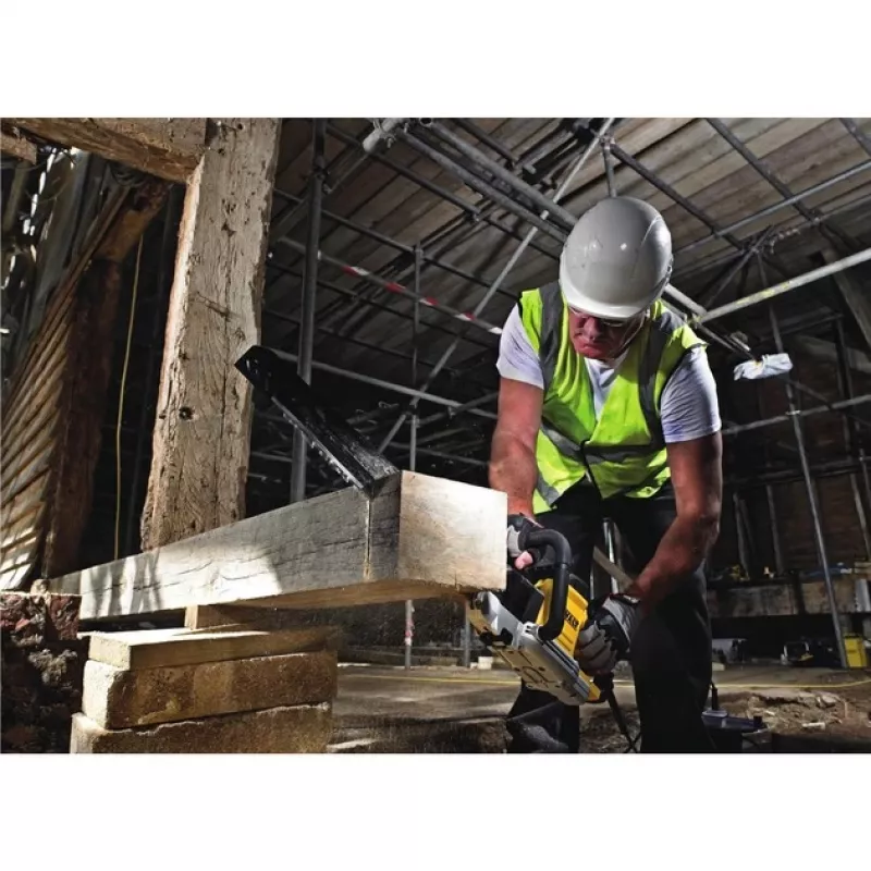 Δισκοπρίονο DeWALT DWE397