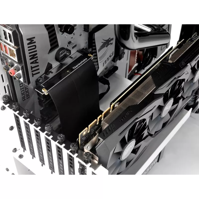 Thermaltake AC-053-CN1OTN-C1 καλώδιο riser PCI Express x16, 0,2 m, μαύρο