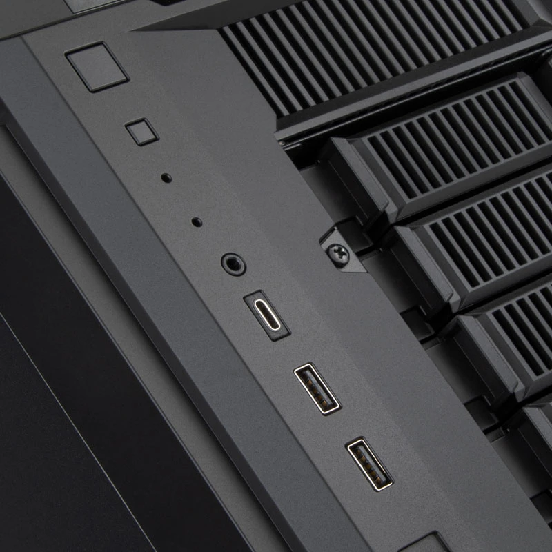 Silverstone CS382 μαύρο