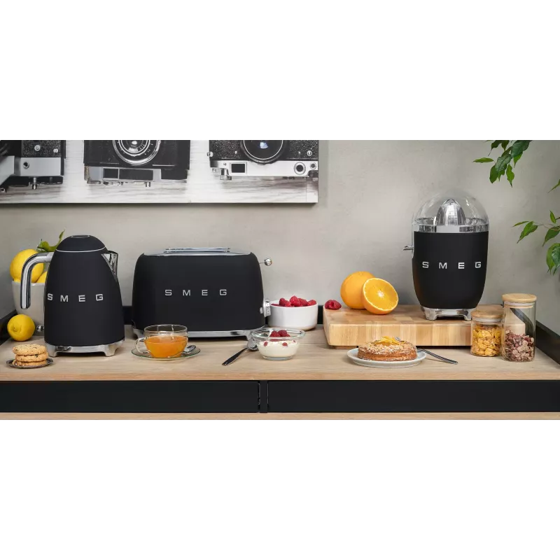 Τοστιέρα Smeg 50's Style TSF01BLMEU 2 φέτες μαύρο ανοξείδωτο ατσάλι