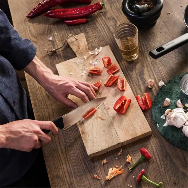 Μαχαίρι κουζίνας Fiskars 1051748