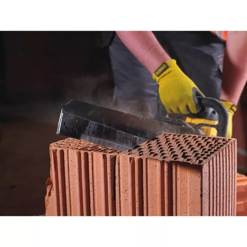 Δισκοπρίονο DeWALT DWE397