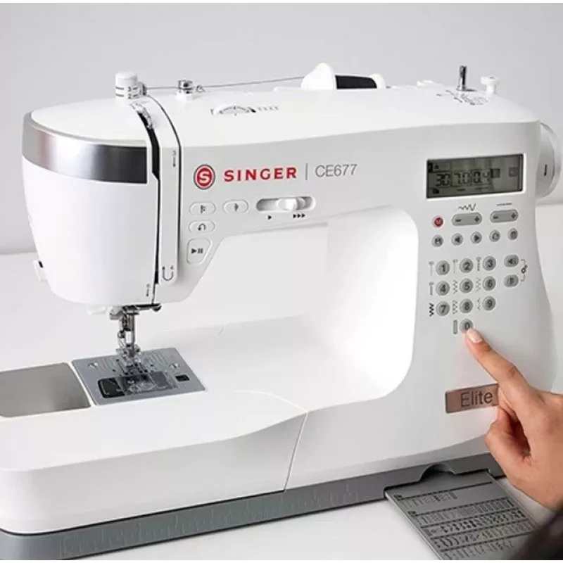 Ραπτομηχανή SINGER CE677