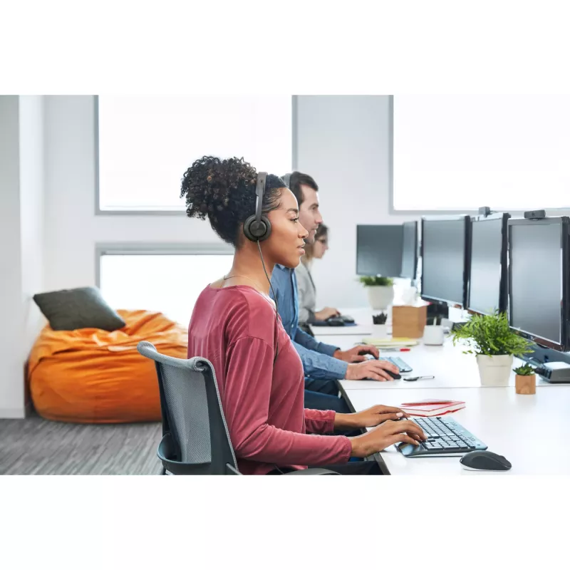 Προσωπικό σύστημα βιντεοδιάσκεψης Logitech Zone Wired UC