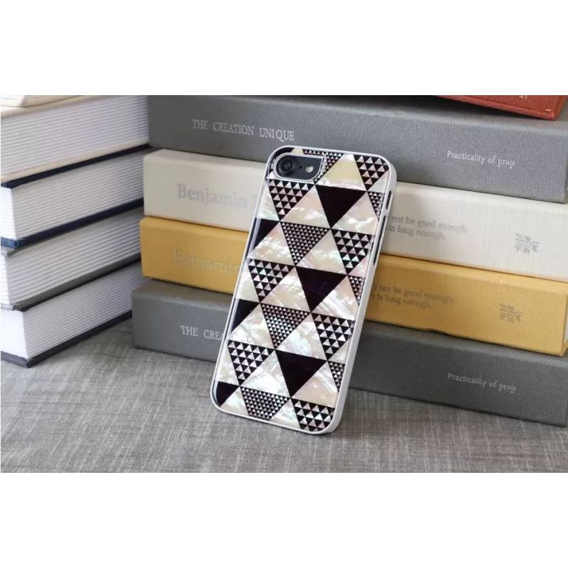 Θήκη προστασίας iKins για Apple iPhone 8/7 – λευκό σχέδιο πυραμίδων