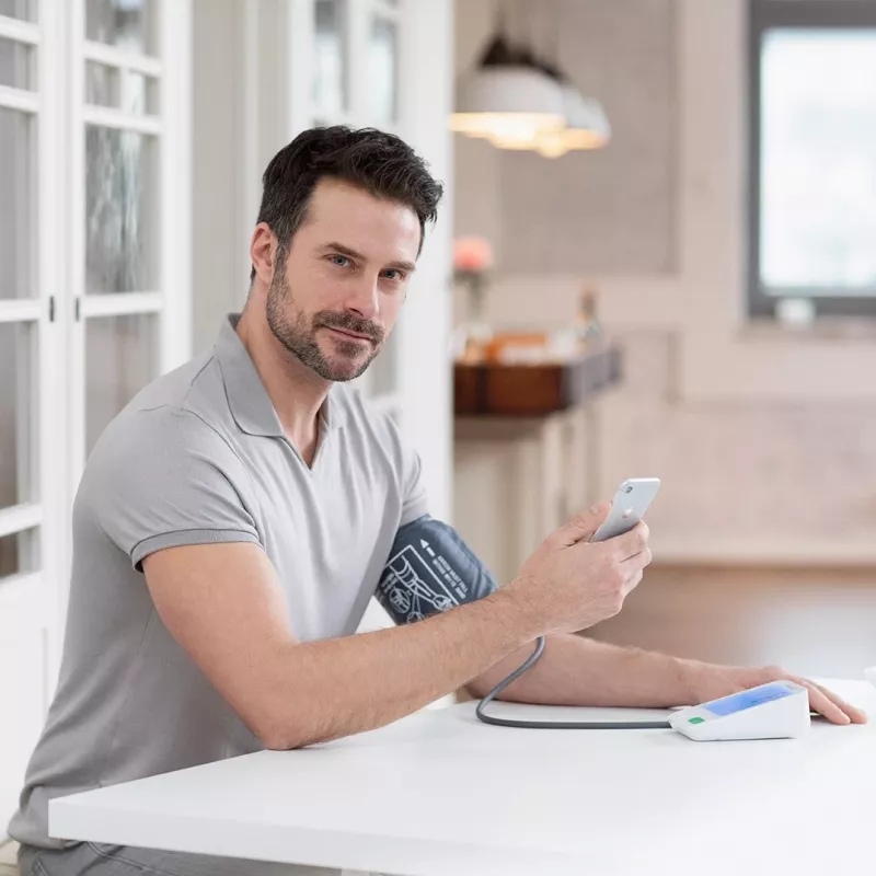 Πιεσόμετρο βραχίονα Medisana BU 584 connect