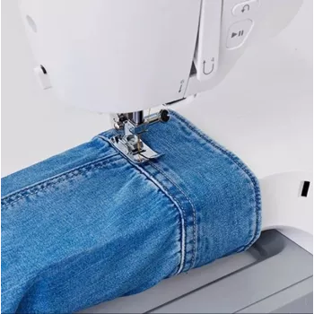 Ραπτομηχανή SINGER CE677
