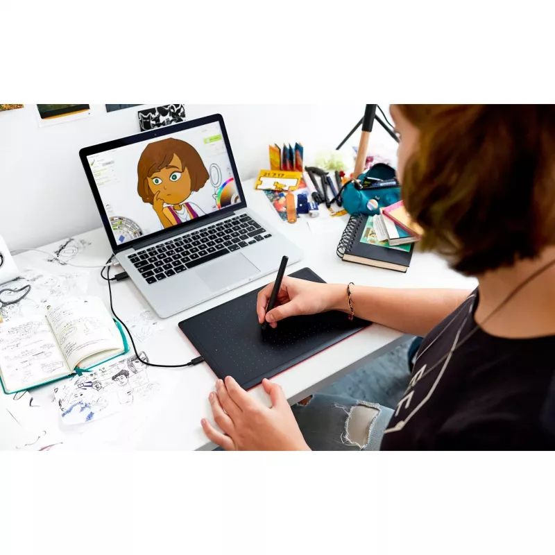 Wacom One by Medium γραφίδα tablet μαύρο, κόκκινο 2540 lpi 216 x 135 mm USB
