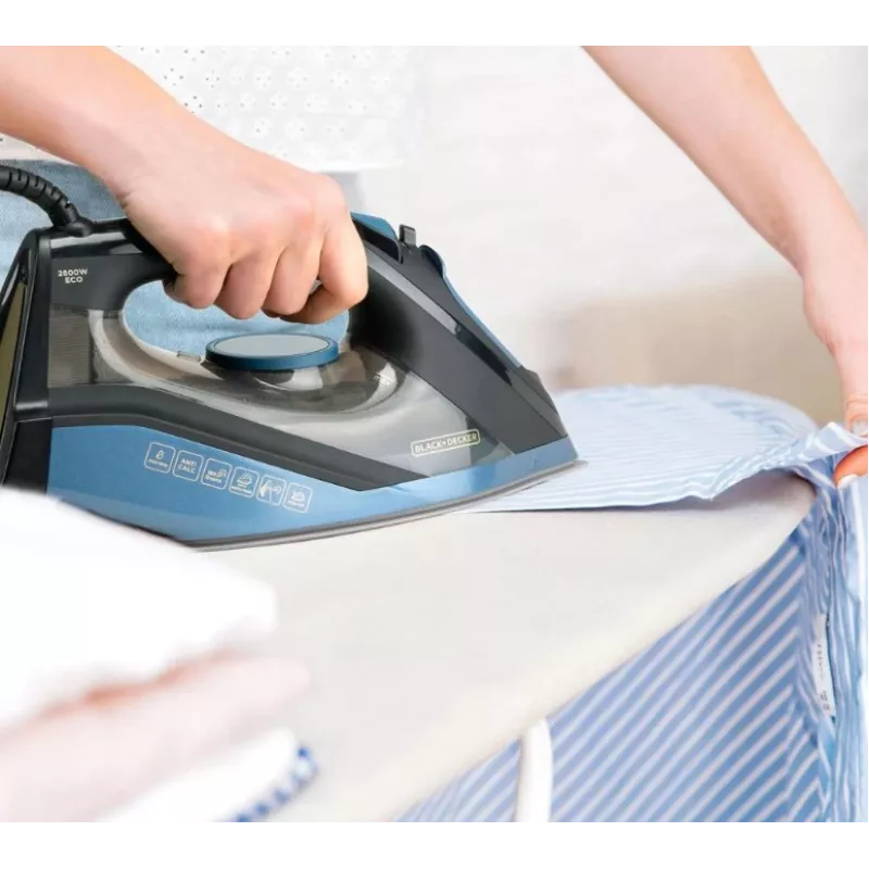 Σίδερο Black+Decker BXIR2801E