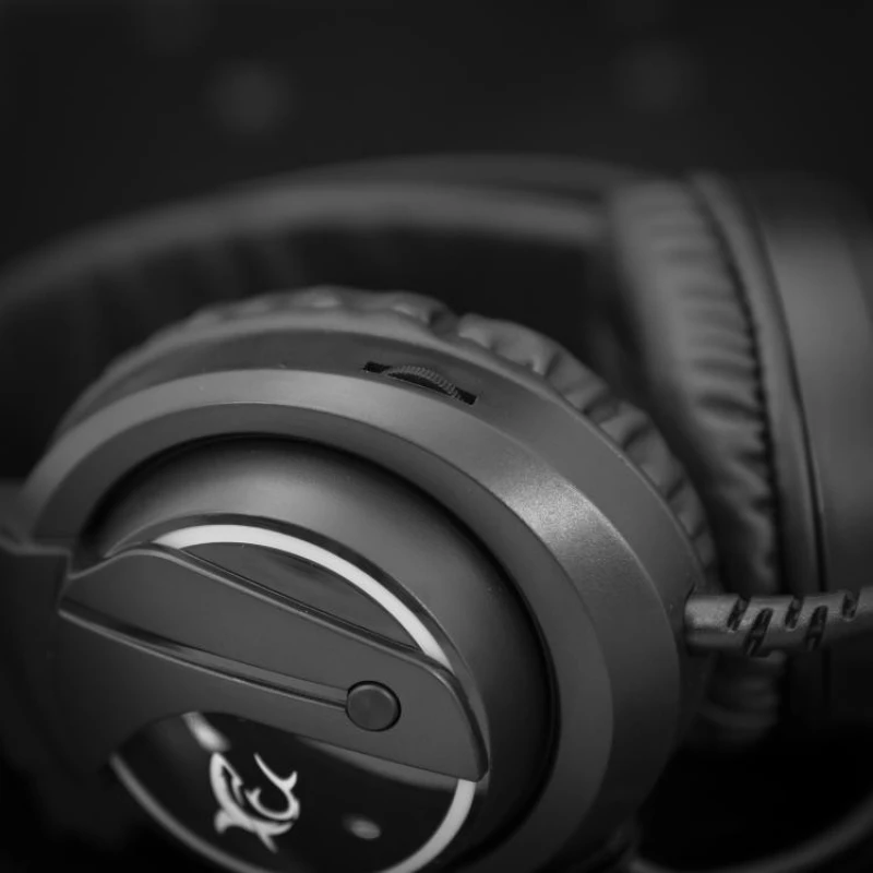 White Shark GH-2044 Wolf μαύρο