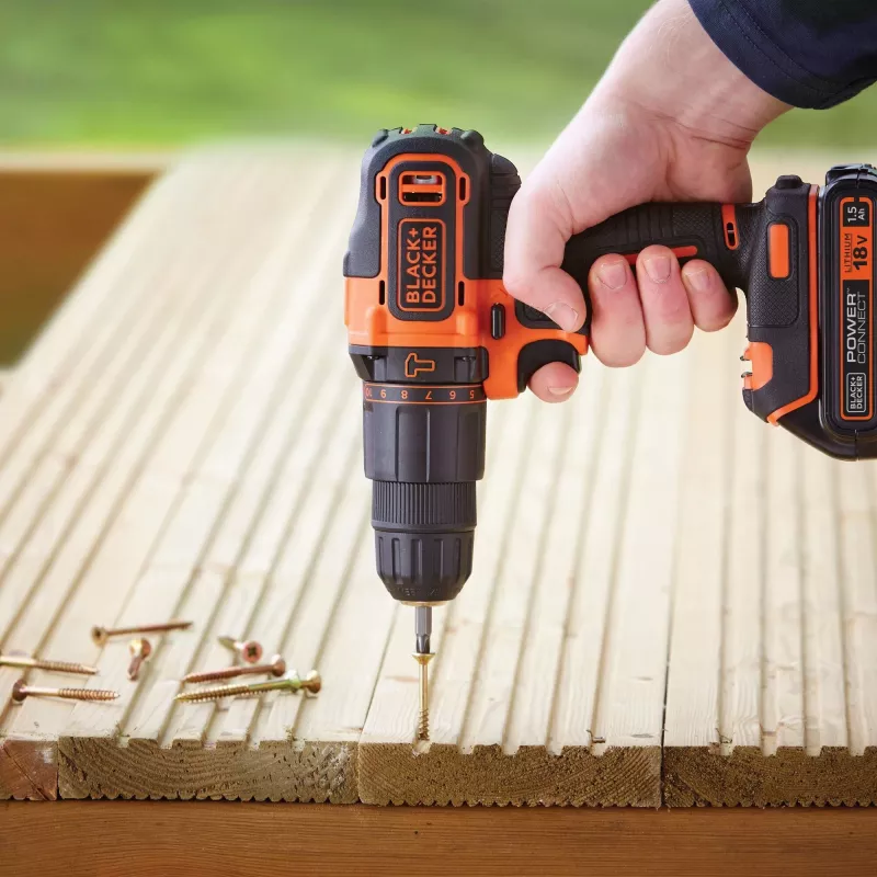 Κρουστικό δραπανοκατσάβιδο μπαταρίας BLACK+DECKER BCKSB04