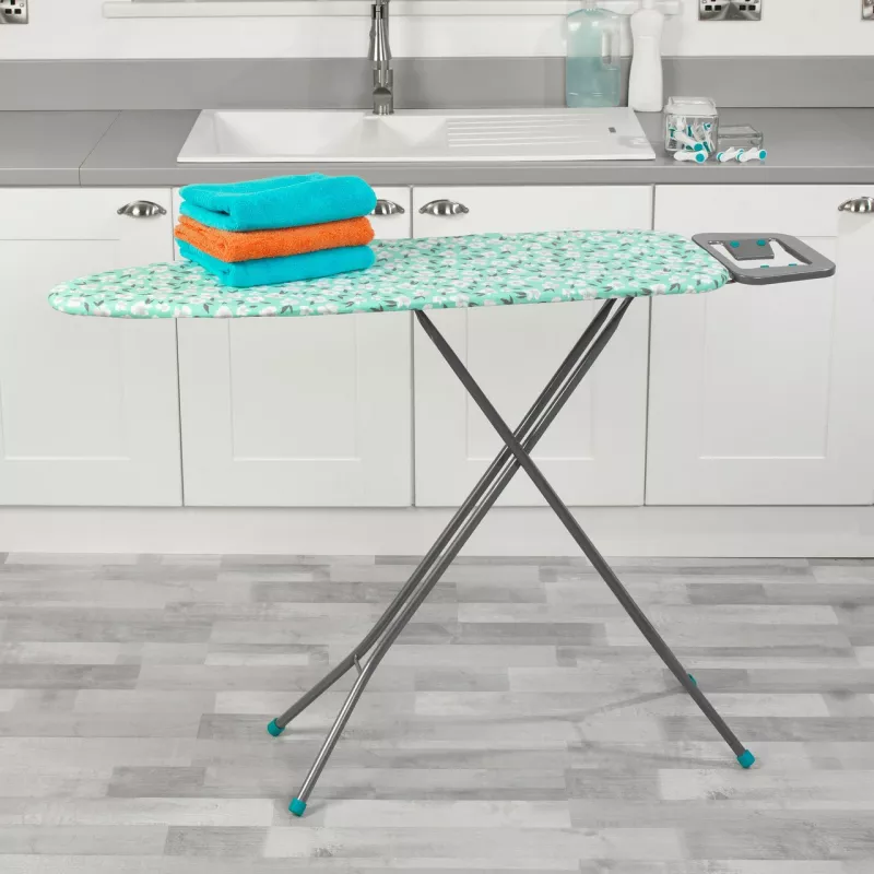 Σιδερώστρα Beldray LA023995IKATFEU7, πτυσσόμενη, 110 x 33 cm