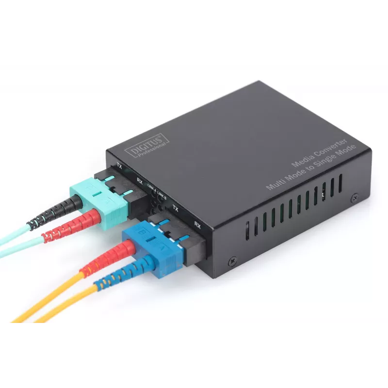 Μετατροπέας μέσων Digitus DN-82024