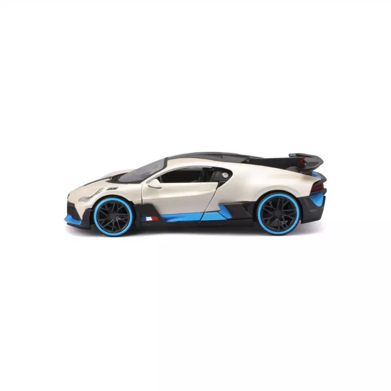 Μοντέλο σύνθεσης Bugatti Divo 1/24 λευκό