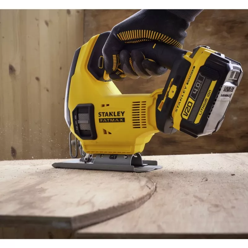 Ηλεκτρικό σέγα Stanley SFMCS600B-XJ