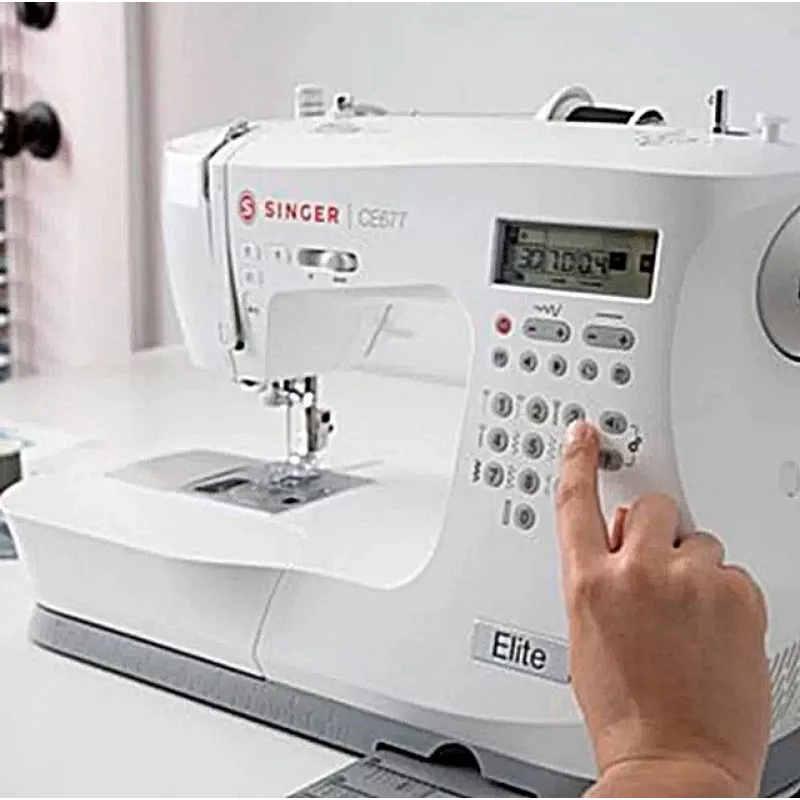 Ραπτομηχανή SINGER CE677