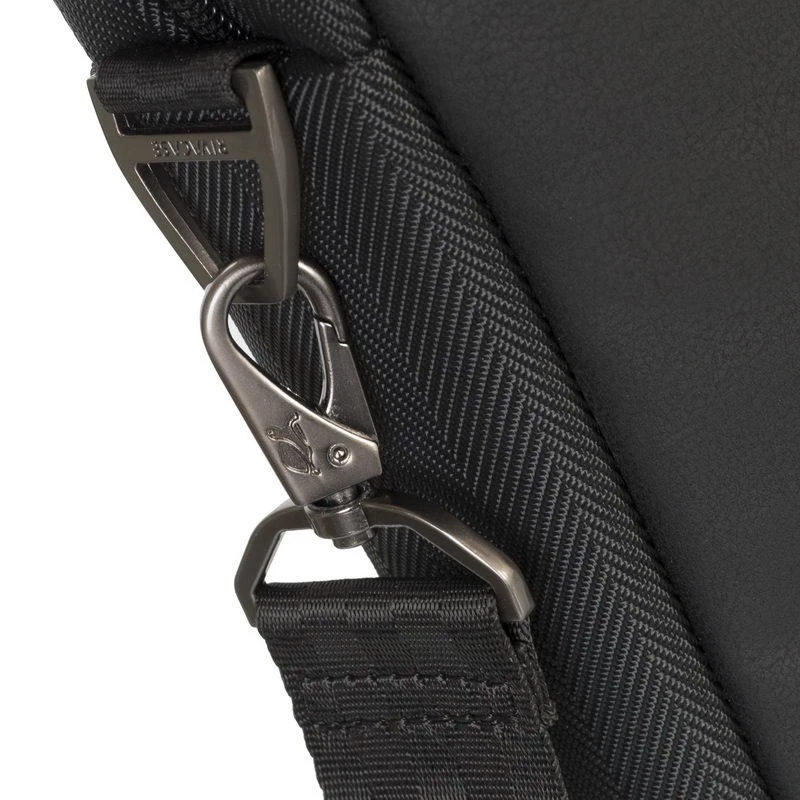 Χαρτοφύλακας Rivacase 8135 39,6 cm (15,6 ίντσες) μαύρος