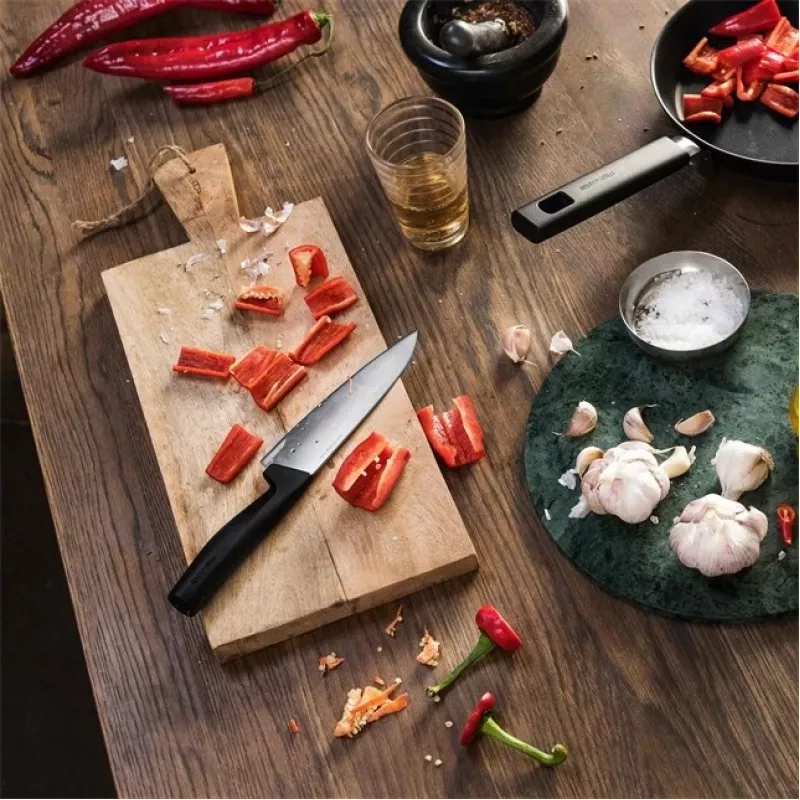 Μαχαίρι κουζίνας Fiskars 1051748