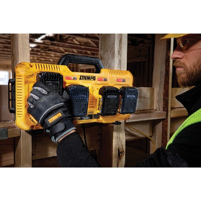 Φορτιστής μπαταρίας DeWALT DCB104-QW