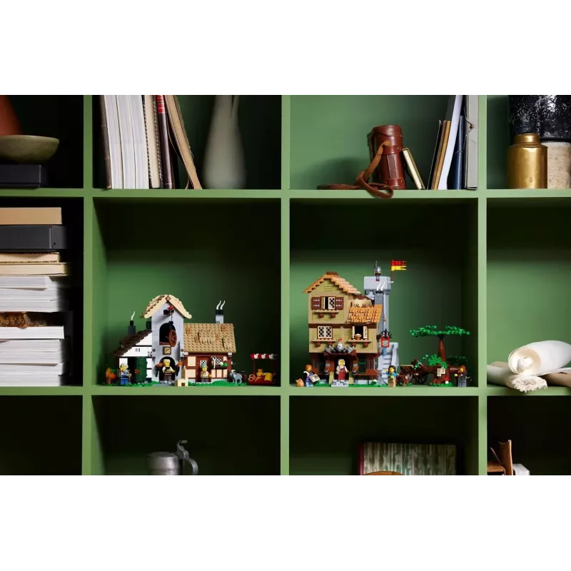LEGO ICONS 10332 Μεσαιωνική Αγορά