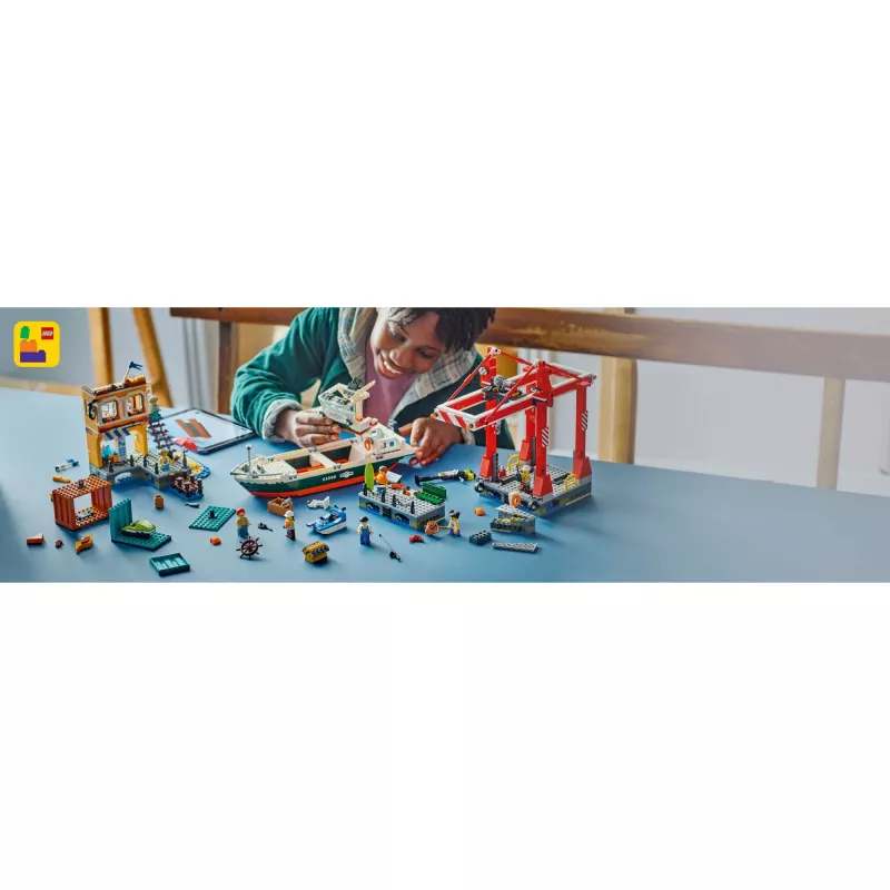 LEGO CITY 60422 Παραθαλάσσιο λιμάνι με πλοίο μεταφοράς εμπορευμάτων