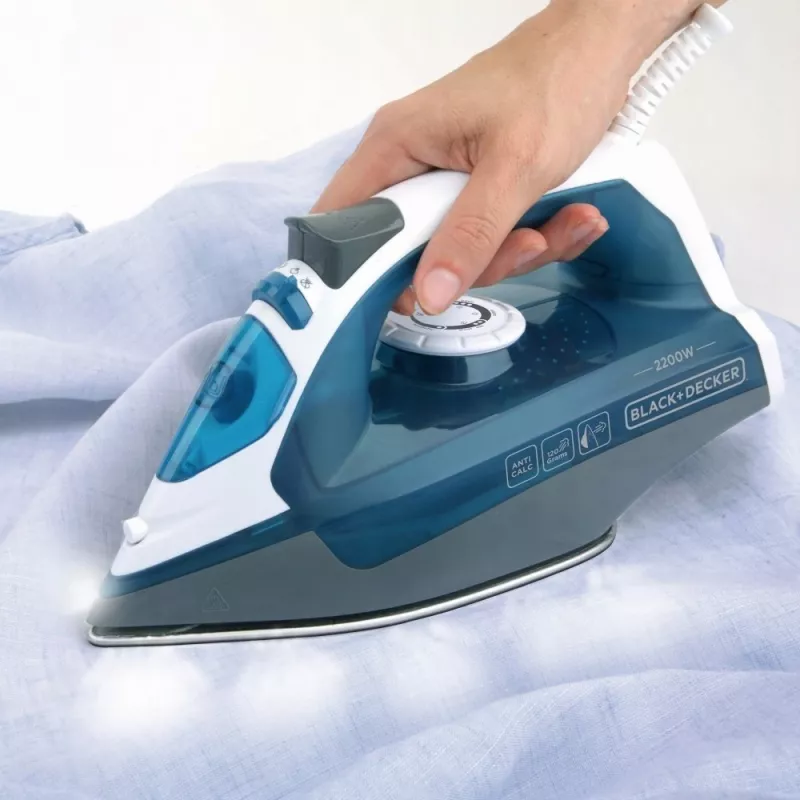 Σίδερο ατμού Black+Decker BXIR2200E (2200W)