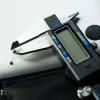 iFixit Ψηφιακό παχύμετρο με μπλε οθόνη LCD