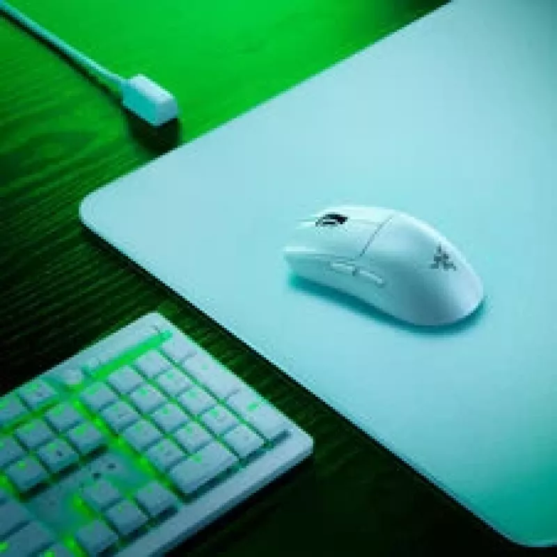 Πακέτο gaming ποντίκι και mousepad Razer Viper V3 Pro + Gigantus M — Λευκό