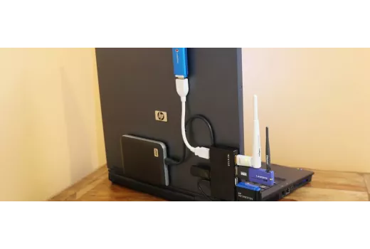 USB hub ή docking station: Ποια λύση χρειάζεται πραγματικά το setup σας;