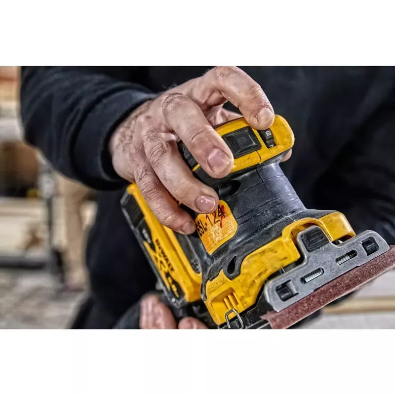 Φορητός τροχός DeWALT DCW200N-XJ
