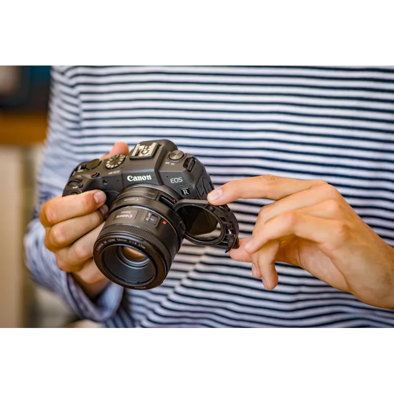 Canon EOS RP MILC Body 26.2 MP CMOS 6240 x 4160 Pixel μαύρο
