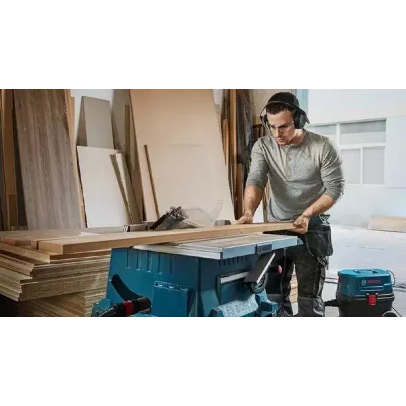 Επιτραπέζιος δίσκος κοπής Bosch GTS 254