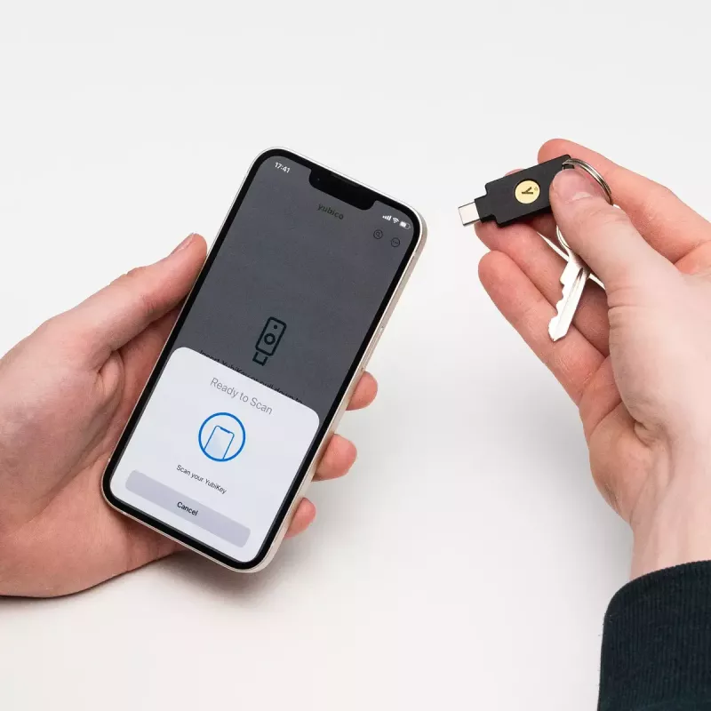 USB stick Yubico μαύρο