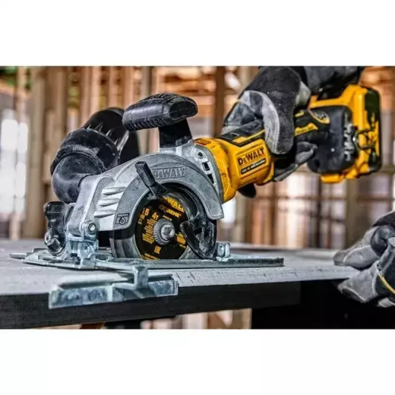 Δισκοπρίονο DeWALT DCS691N-XJ