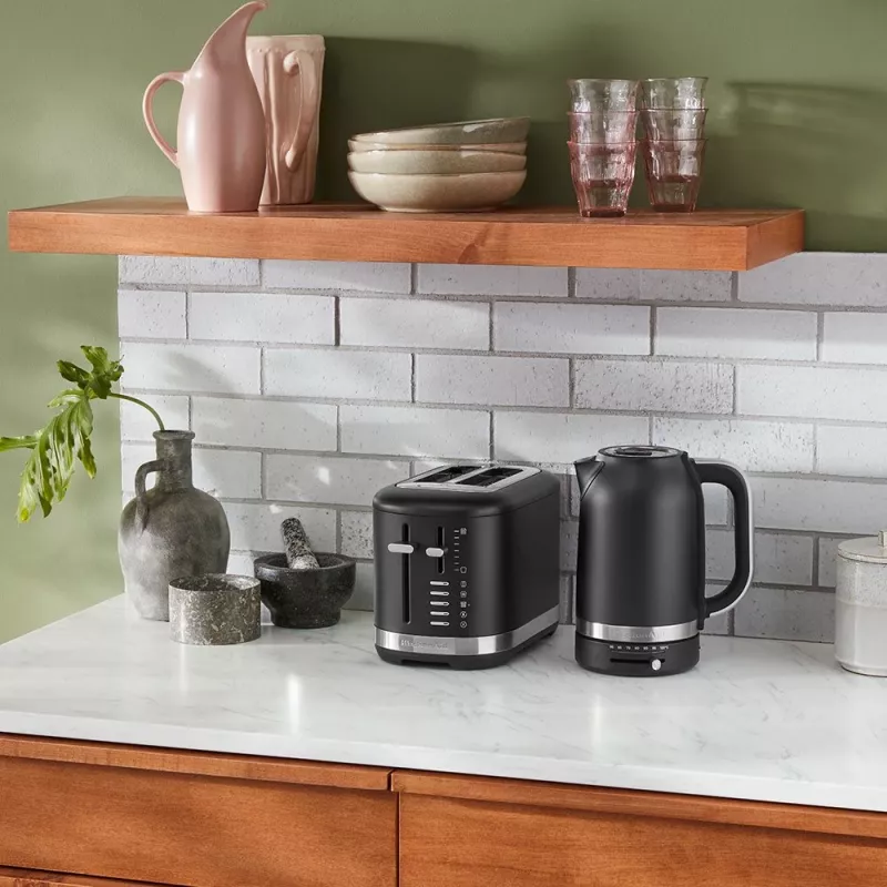 KitchenAid 5KEK1701EBM Βραστήρας 1,7 l 2400 W Μαύρο