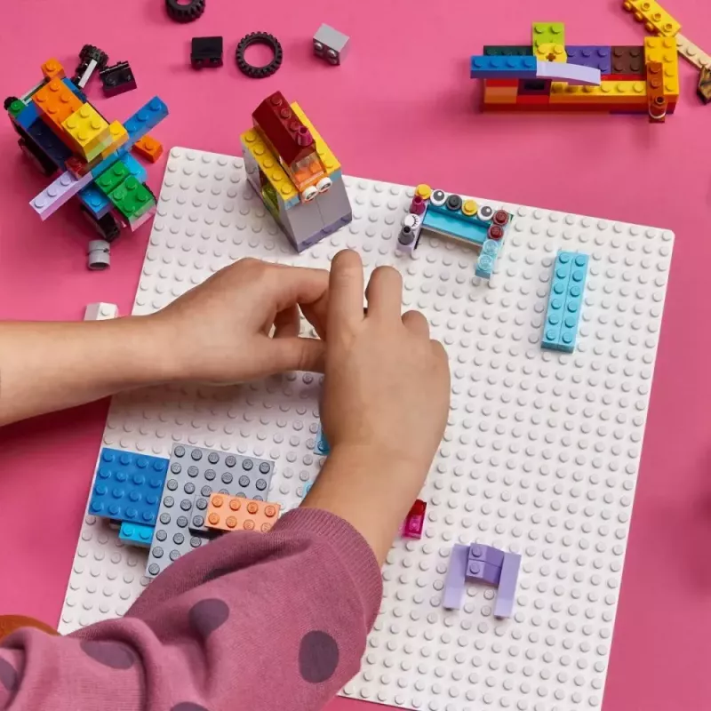 Πλάκα κατασκευής LEGO 11026 — βάση 32x32 θηλές, λευκή