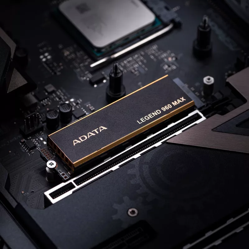 Μονάδα SSD ADATA 2 TB M.2 PCI Express 4.0 NVMe LEGEND 960 MAX