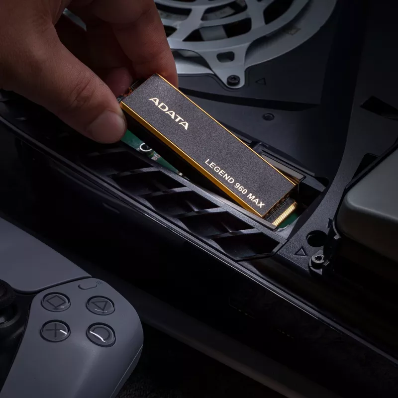 Μονάδα SSD ADATA 2 TB M.2 PCI Express 4.0 NVMe LEGEND 960 MAX