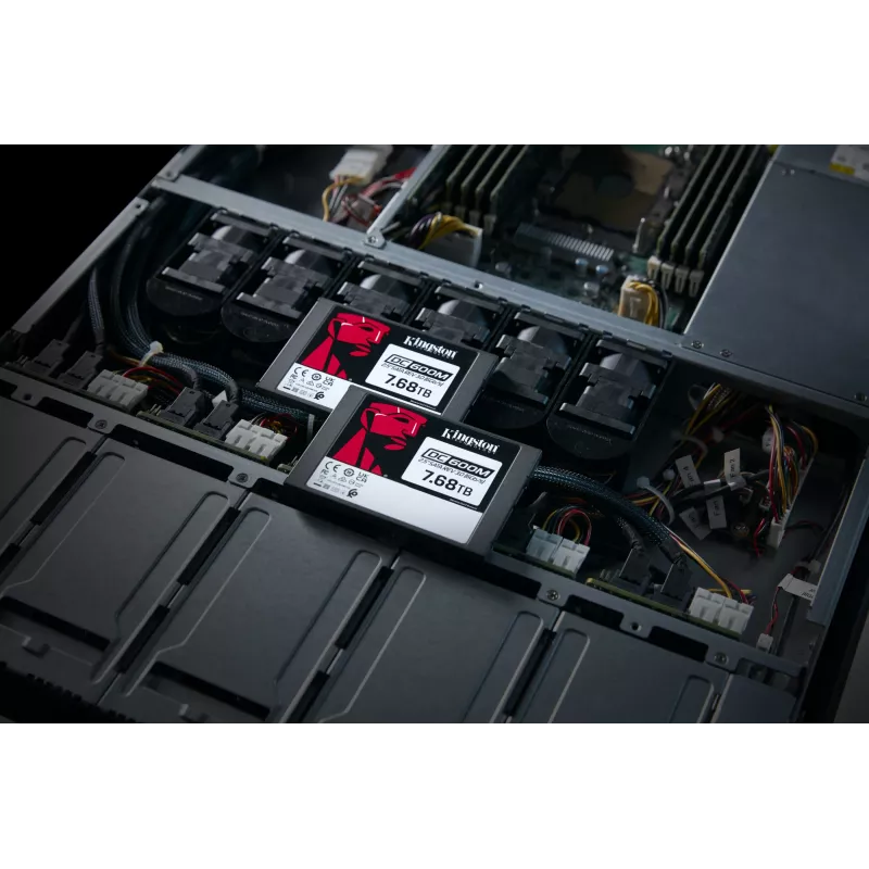 Σκληρός δίσκος SSD Kingston Technology 7680G 7,68 TB 2,5 ίντσες SATA SEDC600M/7680G