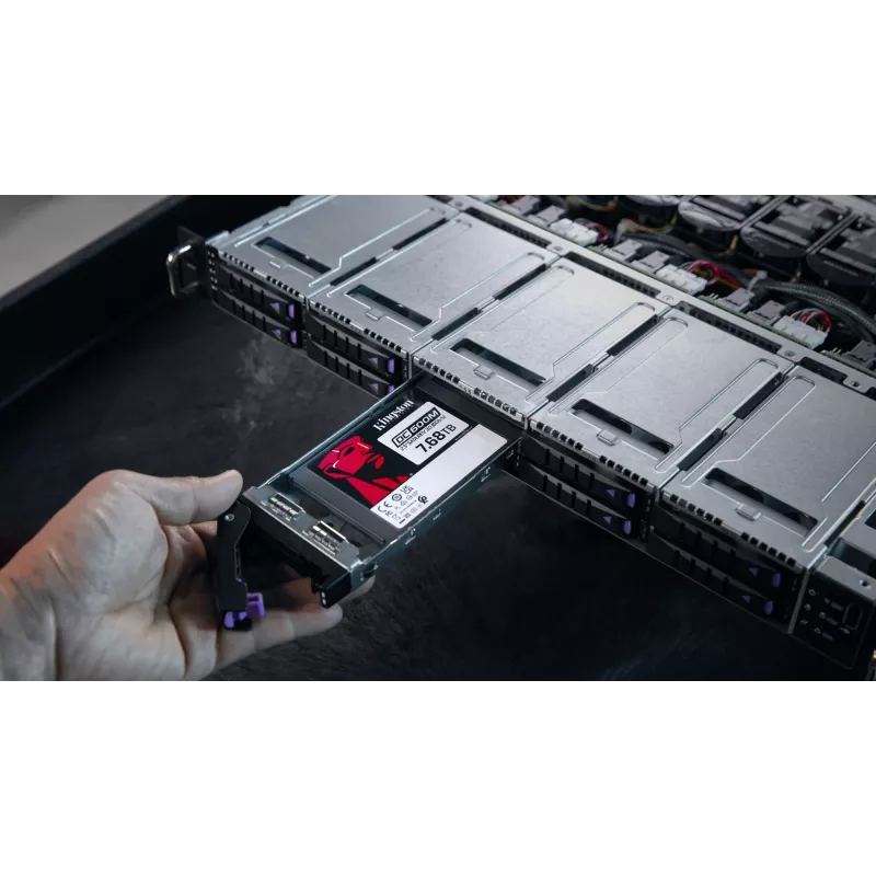 Σκληρός δίσκος SSD Kingston Technology 7680G 7,68 TB 2,5 ίντσες SATA SEDC600M/7680G