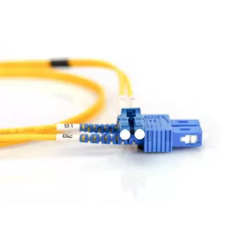 Καλώδιο Patch οπτικής ίνας DIGITUS, LC σε SC OS2, Singlemode 09/125 µ, Duplex, μήκος 8m