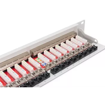 Patch panel DIGITUS DN-91624S-EA 19 ιντσών, CAT6A κατηγορίας EA, θωρακισμένο, 24 θυρών RJ45, LSA, 1U, ανοιχτό γκρι RAL 7035